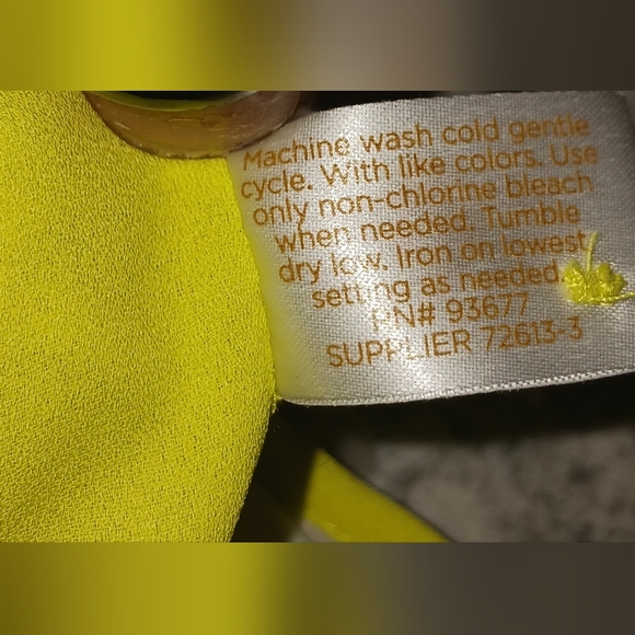 👚Decree bright yellow blouse medium - Picture 12 of 14